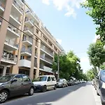 Sunny Apartment